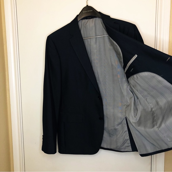 J Ferrar Men’s Slim Blue Two Button Sports Jacket - Picture 3 of 7